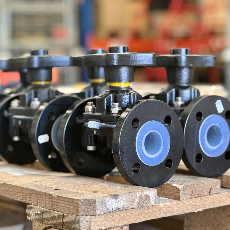 PFA lined diaphragm valve